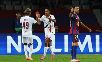 欧冠早报：巴萨遭巴黎逆转绝杀 曼联无资格但参与度拉满