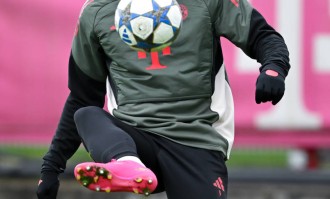 拜仁63%失球源于定位球！巴拉克：必须吸取教训，欧冠要更加专注