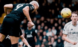 英超最新积分榜！阿森纳多赛5分领跑，曼联重返前3，热刺10轮不胜