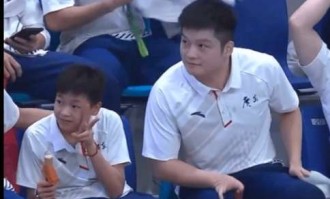 3连胜横扫！樊振东的孤独逆袭，德甲颤抖了吗？