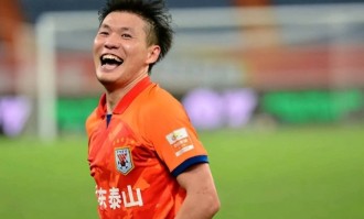 喜讯！两大德甲名帅首次联手举荐运作山东主力国脚后腰留洋德国，已承诺给他顶薪主力位置